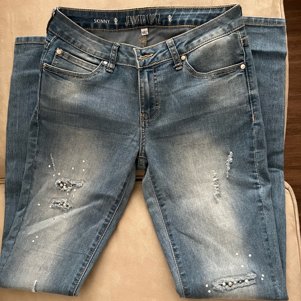 NWOT Jennifer Lopez beaded skinny jeans - size 2